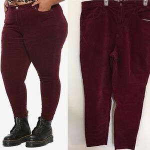 Mossimo Wine velvet skinny jeans! Plus